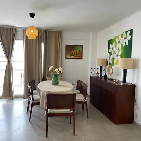 Meninas Playa Con Ascensor Y Wifi Apartment